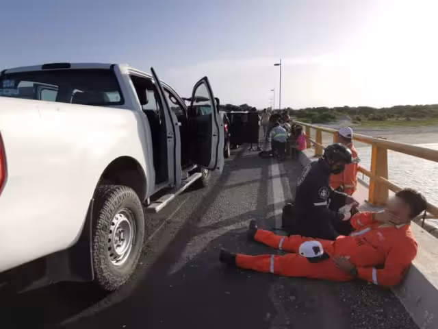 El conductor de una camioneta de una empresa petrolera no respetó los límites de velocidad y perdió el control.