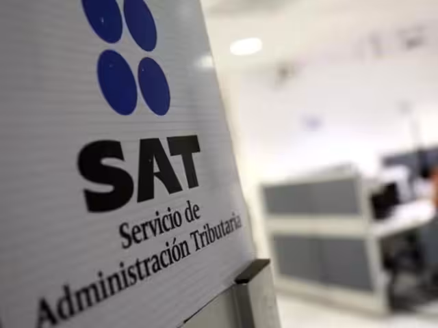 El SAT informó que los contribuyentes tendrán un año adicional para cumplir con este requisito