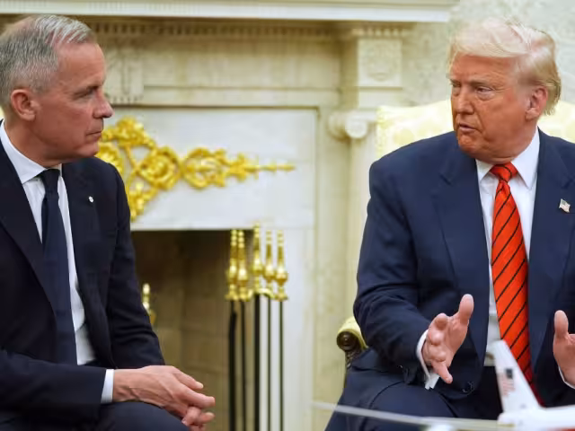 El residente de Estados Unidos, Donald Trump, recibió en la Casa Blanca al primer minitroi de Canadá, Mark Carney