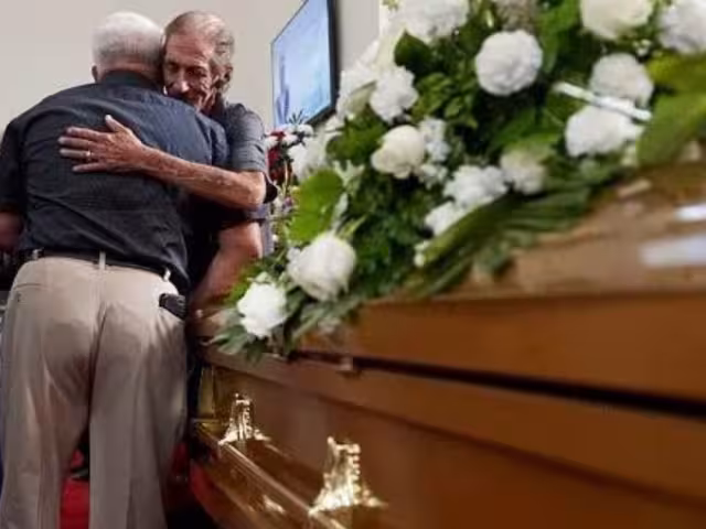 El COVID-19 ya no figura entre las primeras causas de muerte,