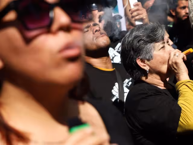Se ha identificado que los vapeadores pueden afectar el desarrollo pulmonar en adolescentes