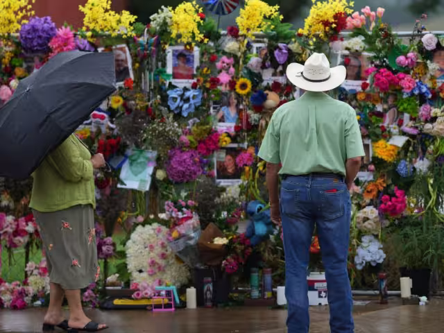 Autoridades de Texas han señalado que la cifra de muertos por las inundaciones en Kerville, es de al menos 120 personas