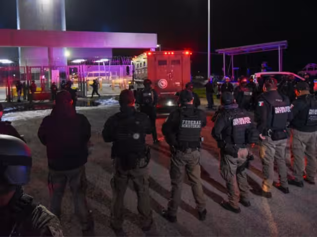 De acuerdo con las investigaciones federales, Bermúdez Requena habría fundado grupos como La Hermandad o el Cártel Policiaco,