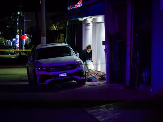 Algunos de sus contenidos generaron polémica, ya que en varios de sus videos mostraba armas de fuego