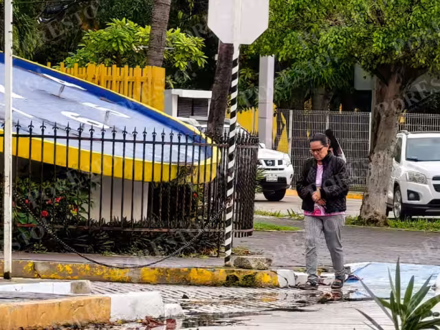 Vientos de 40 km/h y lluvias: así se vive el frente frío en Ciudad del Carmen