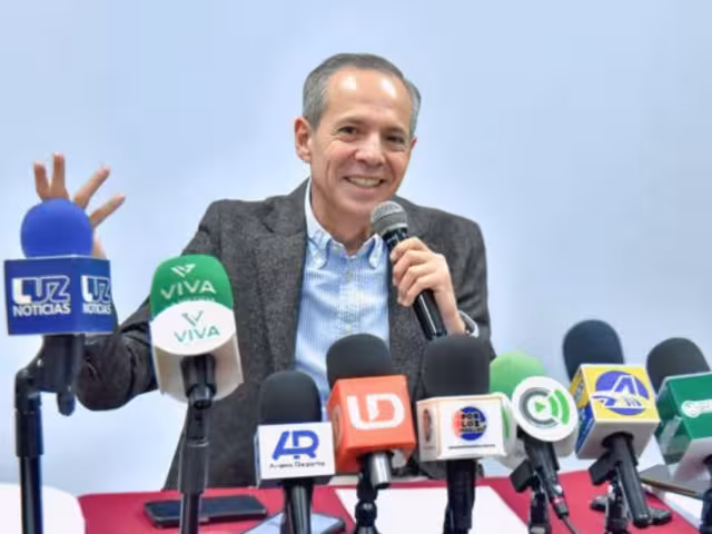 Gerardo Vargas Landeros, alcalde Ahome, Sonora,  está acusado de tener presunta implicación en un contrato irregular de arrendamiento de 126 patrullas