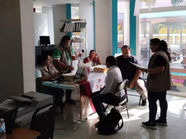 Así se desarrolló la entrega de pago a pescadores en Sabancuy