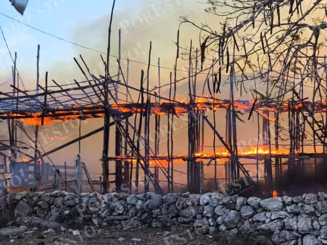 Se quema coso taurino en Panabá, Yucatán