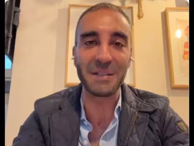 Simón Levy agradeció los mensajes de aliento que ha recibido y aclaró que, aunque sufrió un “percance delicado”, se encuentra bien de salud y libre