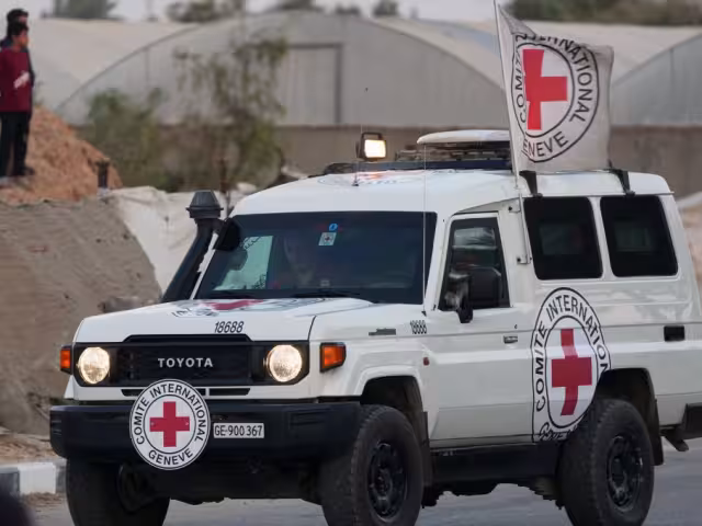 El gobierno de Israel confirmó que los últimos cuerpos entregados corresponden a Amiram Cooper y Sahar Baruch