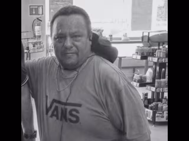 La Fiscalía General del Estado de Coahuila informó la apertura de una investigación por la muerte de Carlos Gurrola