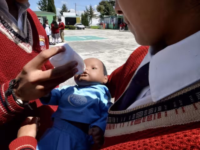 Activistas y usuarios exigieron la intervención de las autoridades en los casos donde niñas han sido embarazadas por hombre muy mayores