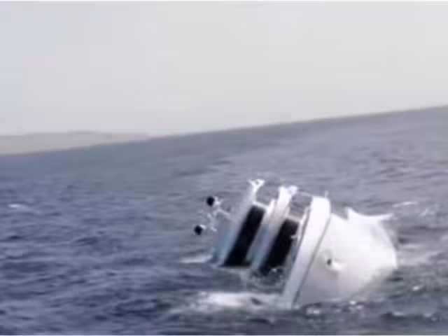 El naufragio del barco turístico “Sea Story” en el Mar Rojo dejó un saldo preliminar de 17 desaparecidos