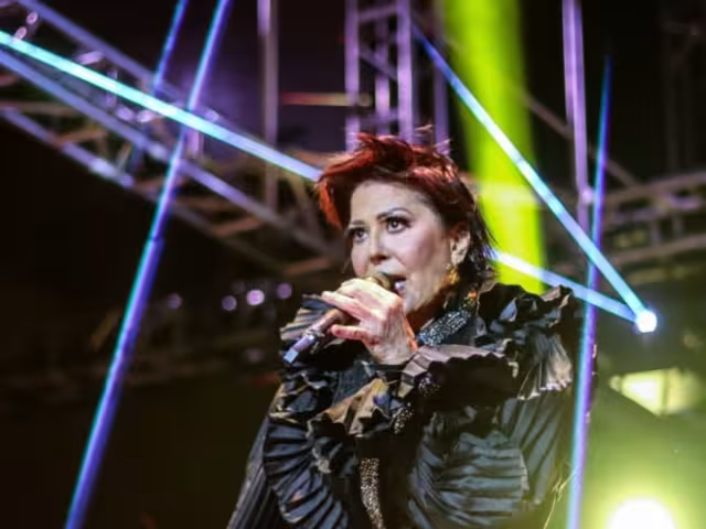 Revelan que Alejandra Guzmán no podía mover sus rodillas, este es su estado de salud
