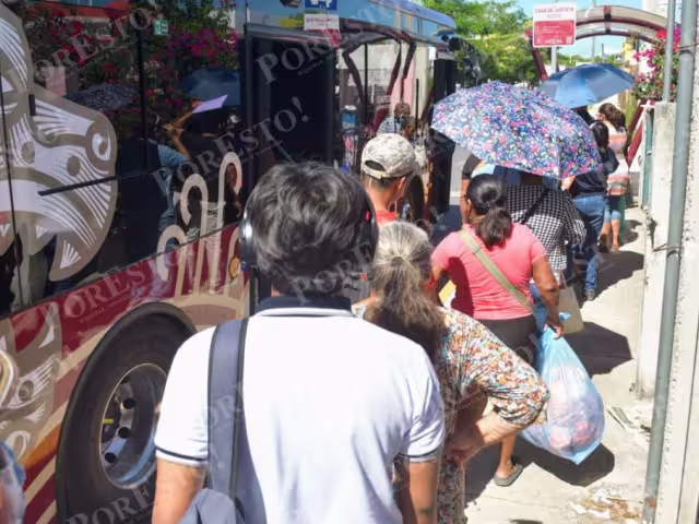 Entre paraderos y esperas: usuarios de Ko'ox piden volver a rutas originales