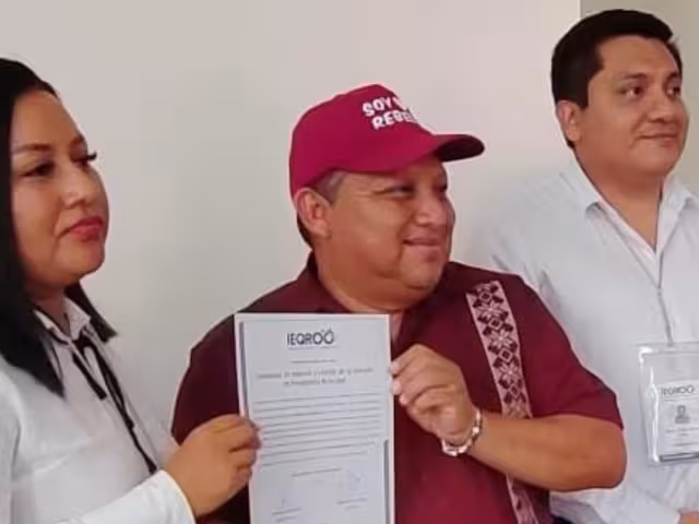 Erik Borges Yam celebra su triunfo en los comicios electorales del 2 de junio