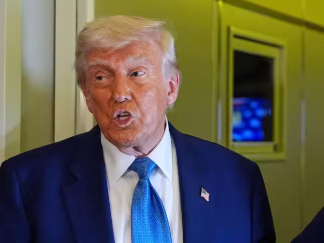 La dministración de Donald Trump anunció la revocación del permiso para aceptar estudiantes extranjeros