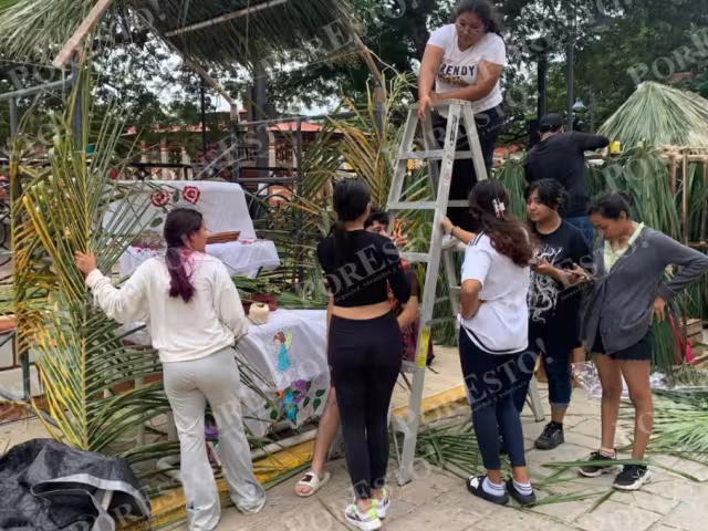 El Centro Histórico se viste de papel picado y veladoras este 30 de octubre