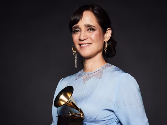 ¿Julieta Venegas es aficionada de Cruz Azul?