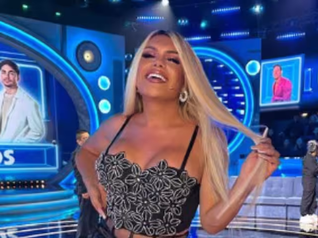 Wendy y Poncho celebraron al equipo Mar en La Casa de los Famosos