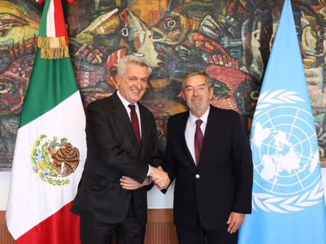 Filippo Grandi, alto comisionado de ACNUR y Juan Ramón de la Fuente, secretario de Relaciones Exteriores