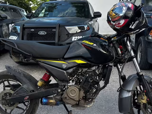 Aseguran vehículos con reporte de robo en Playa del Carmen