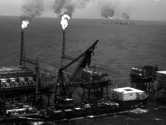 El Brent, referente global, subió 94 centavos, equivalente al 1.32%, para situarse en 72.06 dólares por barril