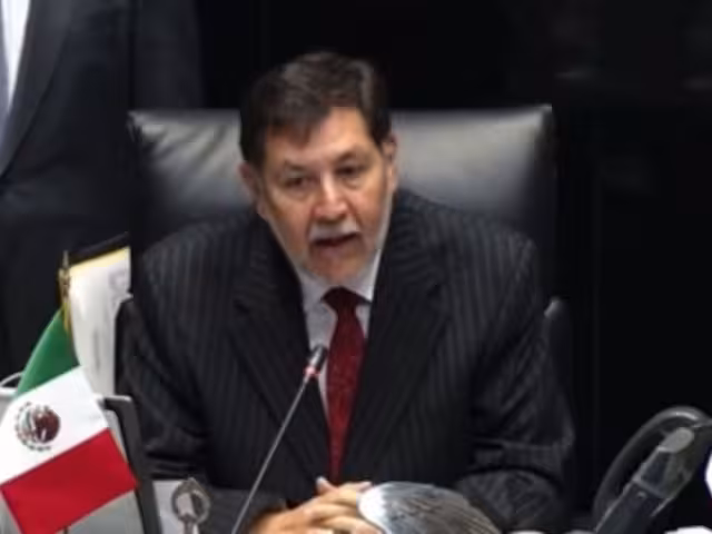 Gerardo Fernández Noroña, presidente de la Mesa Directiva del Senado de la República