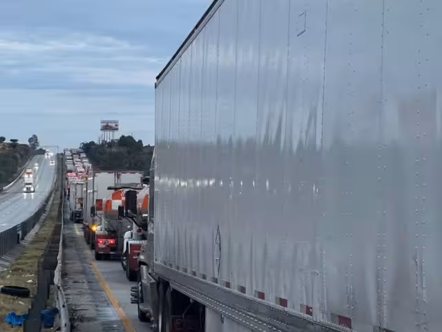 En los ultimos días la circulación en la autopista México Querétaro ha sido muy complicada para quienes la transitan