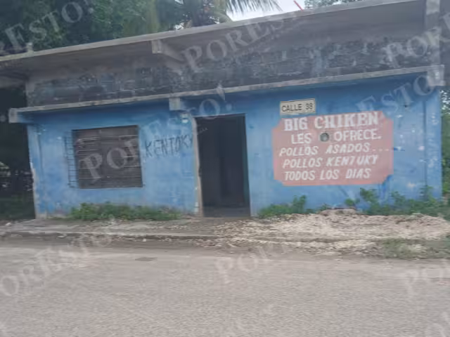 Personas desconocidas robaron una pollería en remodelación en la colonia Salsipuedes de Escárcega.