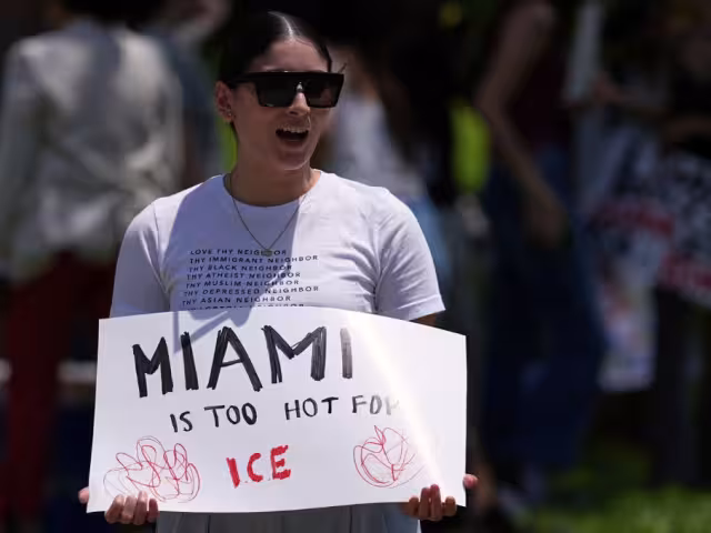 Universidades públicas como FIU, UF y FAU han respaldado las políticas migratorias impulsadas por el gobernador republicano Ron DeSantis
