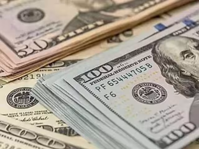 El peso mexicano inicio la jornada cambiaria con una ligera depreciación frente al dólar estadounidense