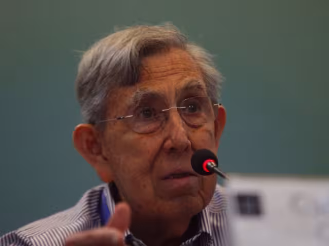 Cuauhtémoc Cárdenas Solórzano participó en el foro ”Ante la Situación Nacional: Reflexiones y Propuestas” de FIL