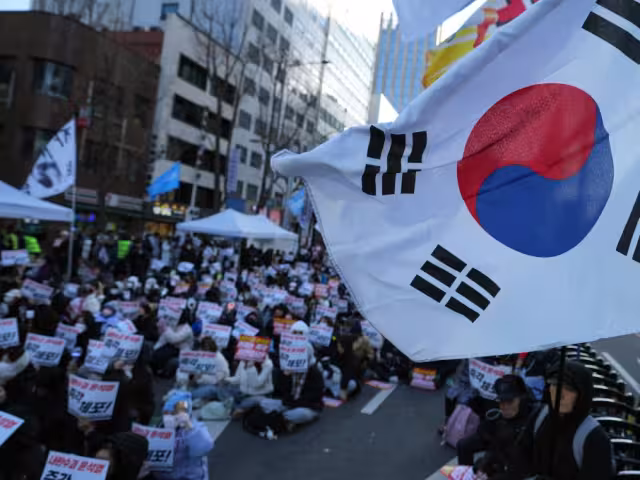 El presidente de Corea del Sur, Yoon Suk Yeol, enfrentará juicio político tras declarar ley marcial