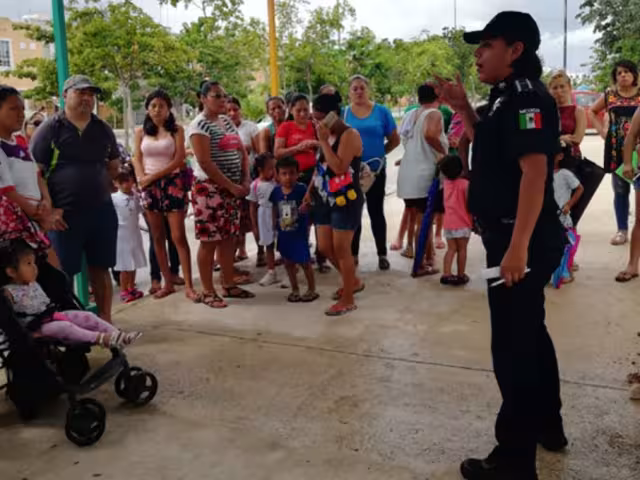 La colaboración entre la policía y las comunidades locales ha demostrado ser un enfoque efectivo para mejorar la seguridad ciudadana