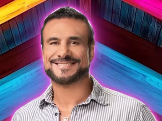 La Granja VIP: 'El Patrón' no aguantó el llanto al ver a su esposa