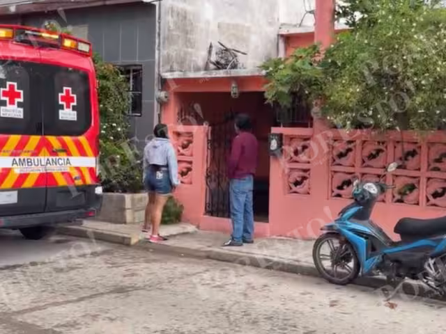 Un hombre identificado como José Luis Vera murió tras resbalar y golpearse la cabeza en su casa en la colonia Tecolutla.