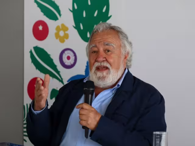 Alejandro Encinas es nombrado nuevo representante de México ante la OEA