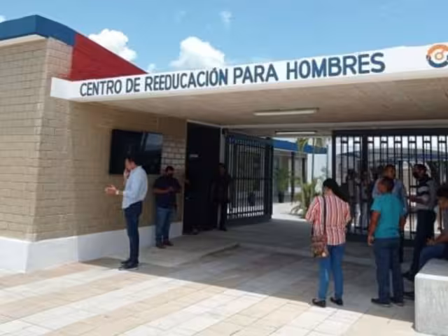 Reprueban violencia hacia las mujeres en Chetumal