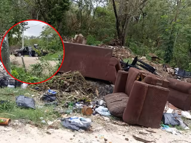 Dos hombres fueron sorprendidos arrojando basura en la vía pública en Escárcega.