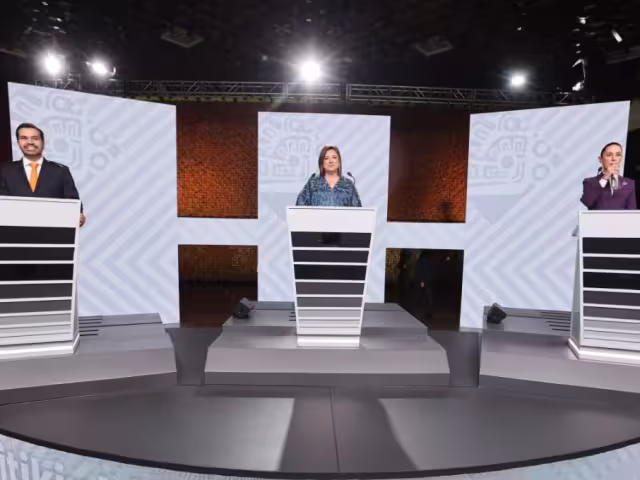 Jorge Álvarez Máynez, Xóchitl Gálvez y Claudia Sheinbaum en el Tercer Debate Presidencial