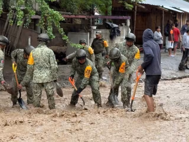 Las lluvias de las últimas 24 horas han provocado inundaciones, deslaves y desbordamientos en entidades como Veracruz, Puebla, San Luis Potosí, Querétaro, Hidalgo y Guerrero