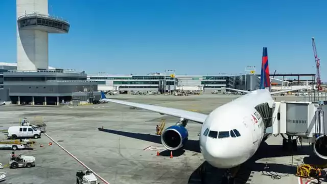 La FAA emitió la medida como respuesta a una situación de emergencia que involucró a una aeronave aún no identificada