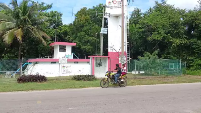 Habitantes de Luis Echeverría enfrentan deuda millonaria con CAPA pese a no contar con servicio de agua potable