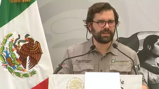 Alejandro Svarch Pérez, director de IMSS-Bienestar