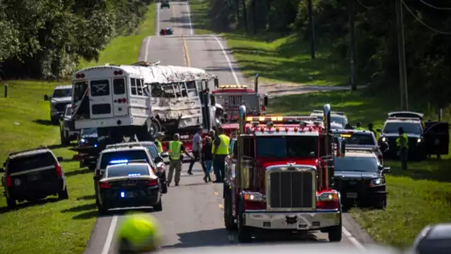Se informó que el conductor realizaba el trasladado del personal bajo los influjos del alcohol