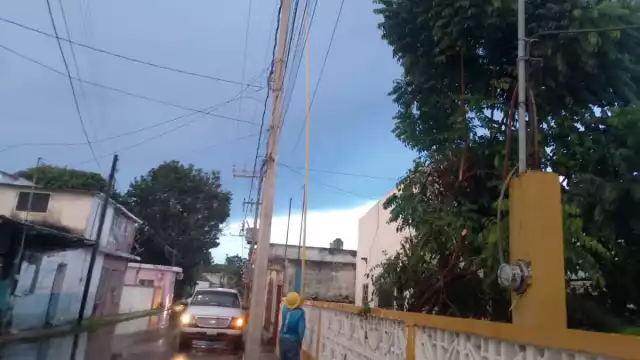 Un apagón afectó a las colonias Pénjamo y Banco de Piedra en Sabancuy, Carmen.