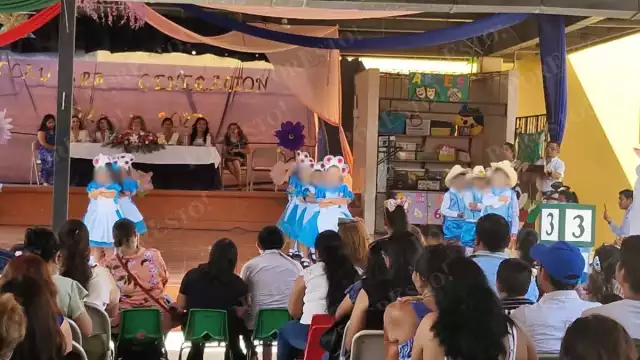 Alumnos concluyen ciclo escolar con celebraciones y reconocimientos