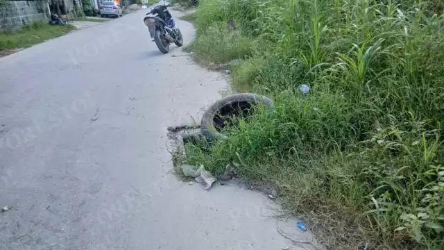 Vecinos de la colonia Morelos en Escárcega denunciaron un registro pluvial sin tapa que representa peligro para peatones y conductores.