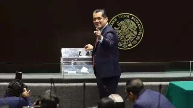 Sergio Gutiérrez Luna fue elegido por unanimidad para presidir la Mesa Directiva de la Comisión Permanente